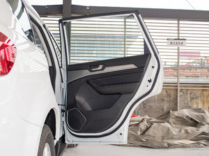 2018{ \Ӱ1.5T քӃ򌾫Ӣ g