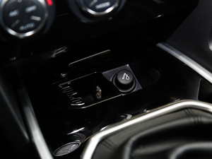 2018{ \Ӱ1.5T քӃ򌾫Ӣ g