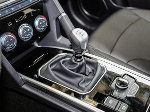 2018{ \Ӱ1.5T քӃ򌾫Ӣ п؅^