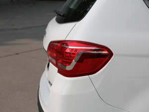 2018\Ӱ 1.5T քӃ򌾫Ӣ ^