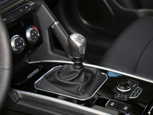 2018款运动版 1.5T 手动两驱精英型 换挡杆