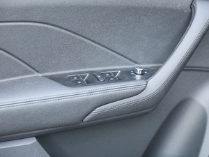 2017L t 2.0T ԄӺA {܇ƅ^	