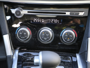 2017L t 2.0T ԄӺA {{