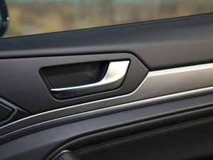 2018\Ӱ 1.5T ԄӃ򌾫Ӣ g