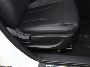 2018\Ӱ 1.5T ԄӃ򌾫Ӣ g