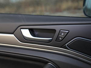 2018\Ӱ 1.5T ԄӃ򌾫Ӣ g