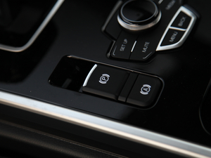 2018款运动版 1.5T 自动两驱精英型 驻车制动器