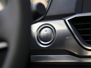 2018\Ӱ 1.5T ԄӃ򌾫Ӣ п؅^(q)