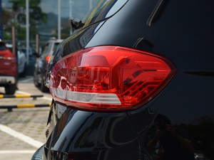 2018{ \Ӱ1.5T ԄӃ򌾫Ӣ ^