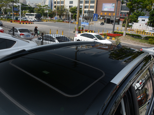 2018{ \Ӱ1.5T ԄӃ򌾫Ӣ ܇