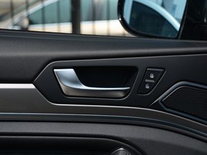 2018{ \Ӱ1.5T ԄӃ򌾫Ӣ g