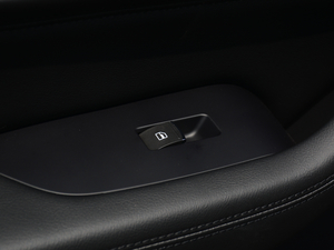 2018{ \Ӱ1.5T ԄӃ򌾫Ӣ g