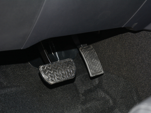 2018{ \Ӱ1.5T ԄӃ򌾫Ӣ g