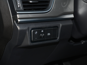 2018{ \Ӱ1.5T ԄӃ򌾫Ӣ п؅^