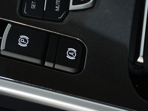 2018{ \Ӱ1.5T ԄӃ򌾫Ӣ п؅^