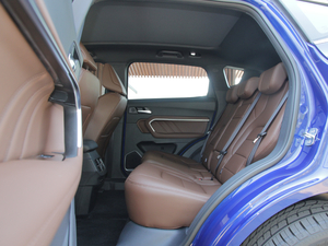 2018{(ln)(bio) 1.5TԄ(dng)A ſg