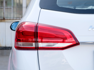 2018{ \Ӱ1.5T ԄӃ򌾫Ӣ ^