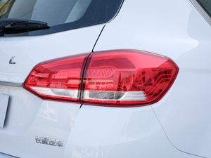 2018{ \Ӱ1.5T ԄӃ򌾫Ӣ ^