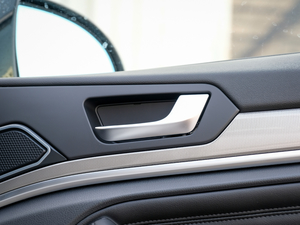 2018{ \Ӱ1.5T ԄӃ򌾫Ӣ g