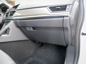 2018{ \Ӱ1.5T ԄӃ򌾫Ӣ g