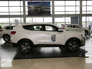 2018款红标 1.5T 自动豪华型 正侧（左）