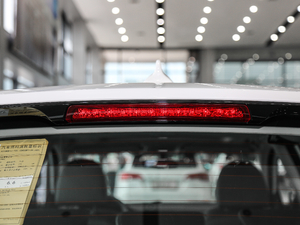 2018{ \Ӱ1.5T ԄӃ򌾫Ӣ ^