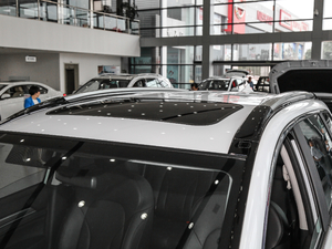 2018{ \Ӱ1.5T ԄӃ򌾫Ӣ ܇