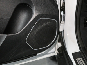 2018{ \Ӱ1.5T ԄӃ򌾫Ӣ g