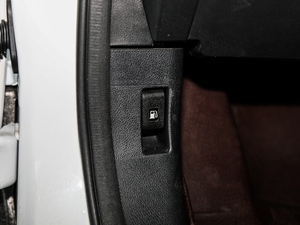 2018{ \Ӱ1.5T ԄӃ򌾫Ӣ п؅^