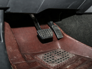 2018{ \Ӱ1.5T ԄӃ򌾫Ӣ п؅^