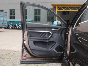 2018款红标 2.0T 自动豪华型 驾驶位车门