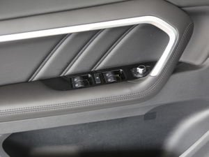 2018{ 1.5T ԄӺA п؅^