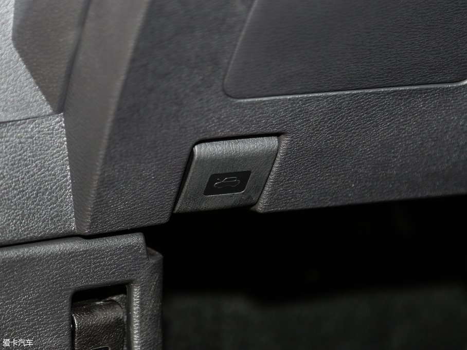 2018�����H2 �t�� 1.5T �ԄӾ�Ӣ��