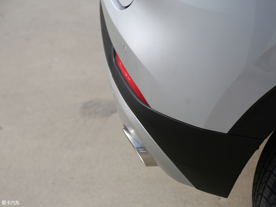 2018�����H2s �{�� 1.5T �ԄӺ��A��