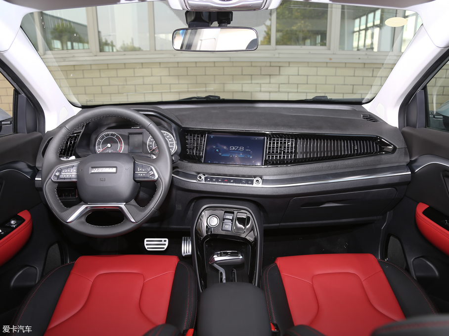 2018�����H2s �{�� 1.5T �ԄӺ��A��