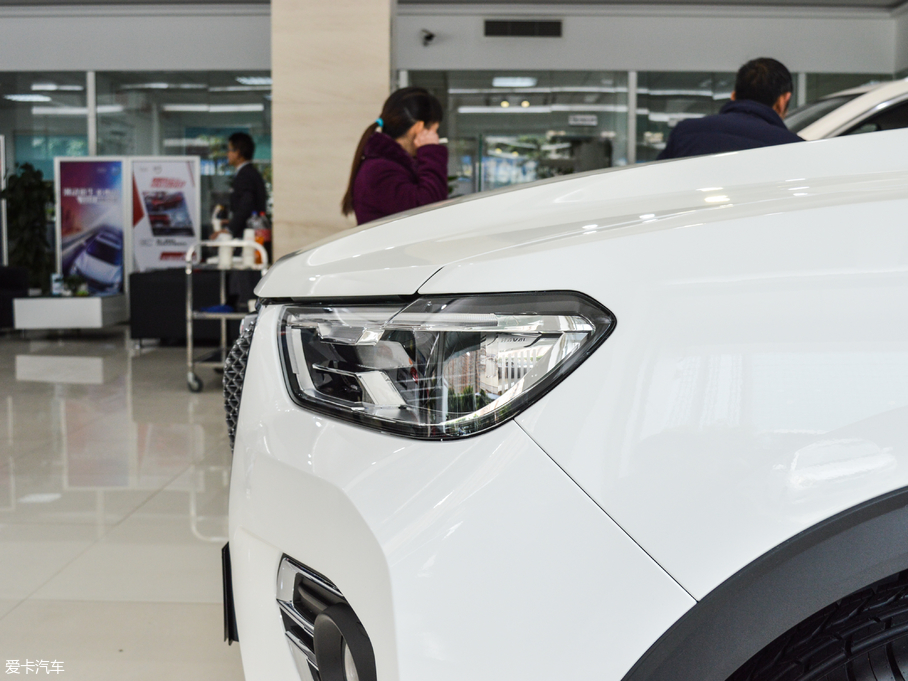 2018�����H2s �t�� 1.5T �ԄӾ�Ӣ��