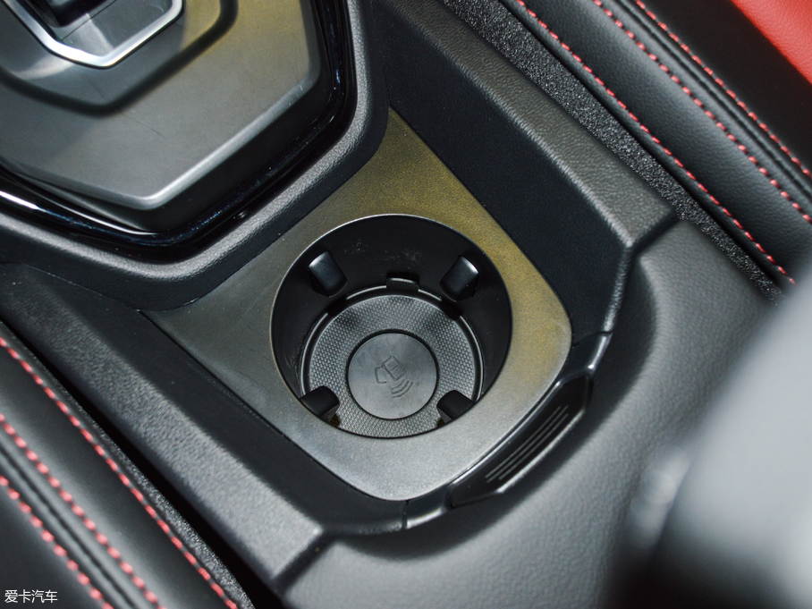 2018�����H2s �t�� 1.5T �ԄӾ�Ӣ��