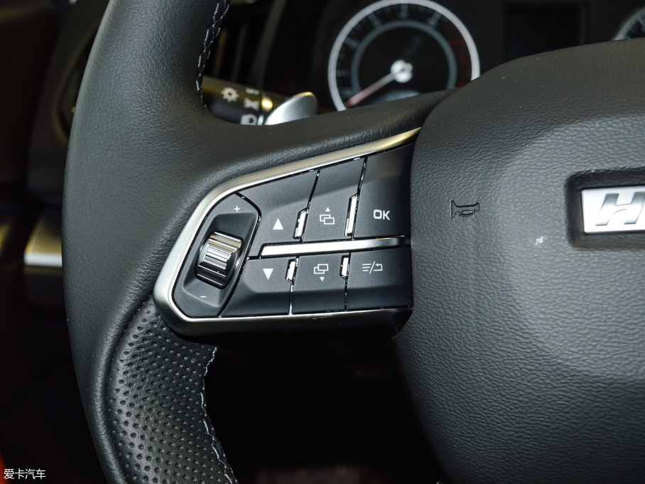 2018�����H2s �t�� 1.5T �ԄӾ�Ӣ��