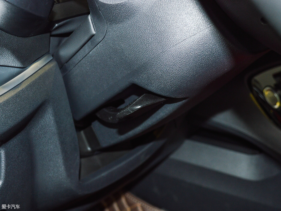 2018�����H2s �t�� 1.5T �ԄӾ�Ӣ��