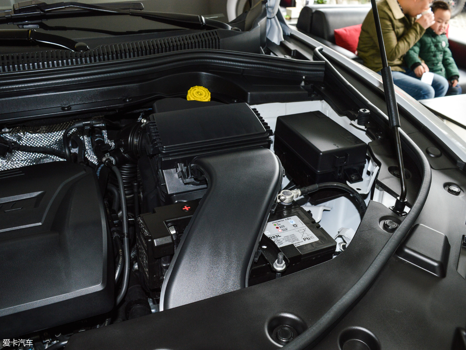 2018�����H2s �t��(bi��o) 1.5T �ԄӾ�Ӣ��