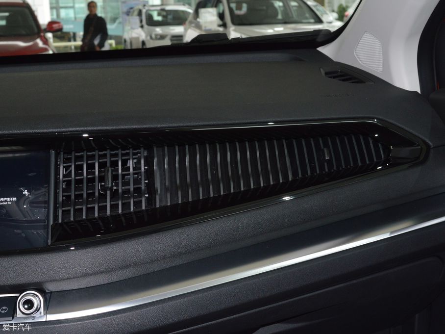 2018H2s { 1.5T ԄӾӢ