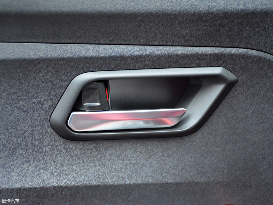 2018�����H2s �{�� 1.5T �Ԅ����m��