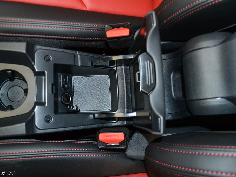 2018�����H2s �t�� 1.5T �ԄӾ�Ӣ��