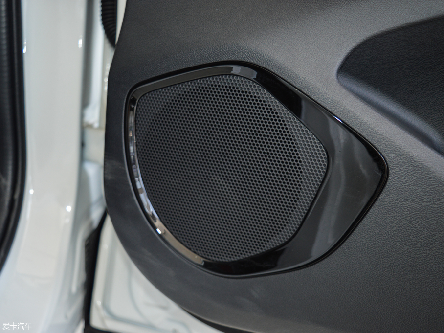 2018�����H2s �t�� 1.5T �ԄӺ��A��