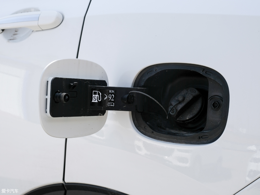 2018�����H2s �{�� 1.5T �ԄӾ�Ӣ��