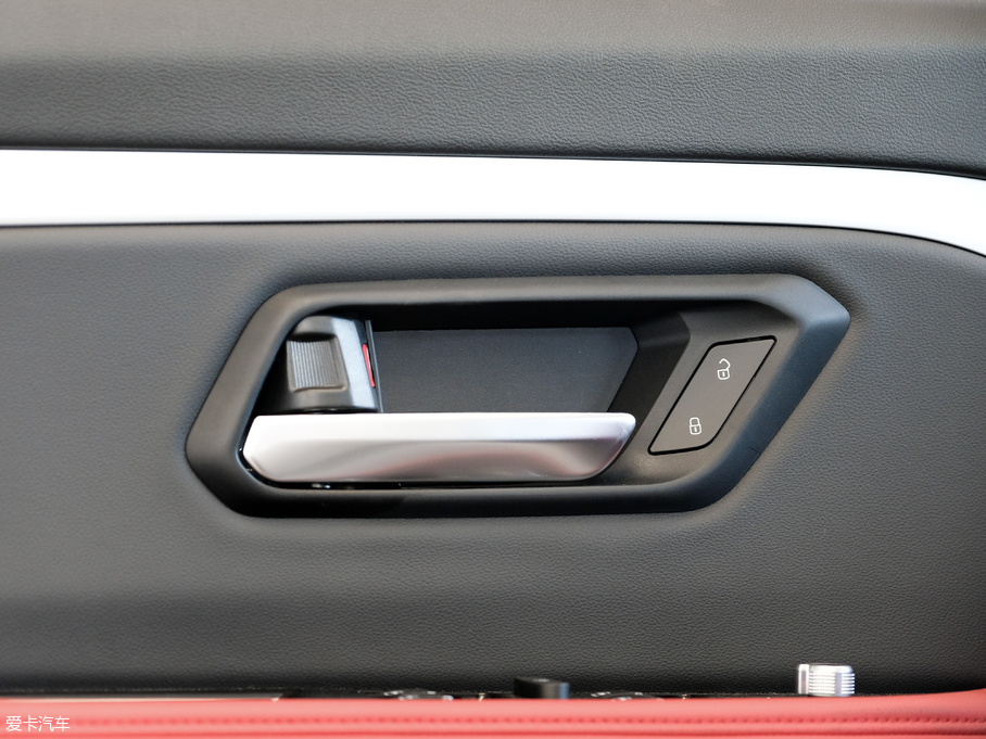 2018H2s {(ln)(bio) 1.5T Ԅ(dng)Ӣ