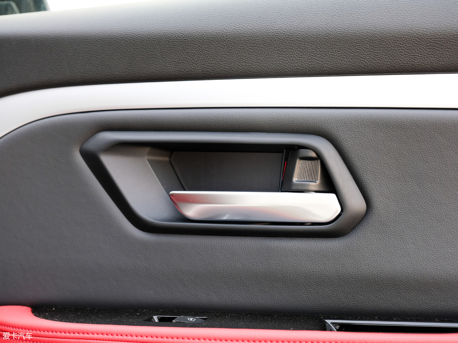 2018H2s { 1.5T ԄӾӢ