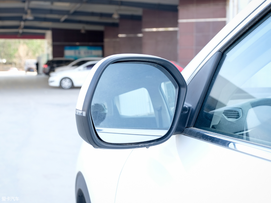 2018�����H2s �{�� 1.5T �քӾ�Ӣ��