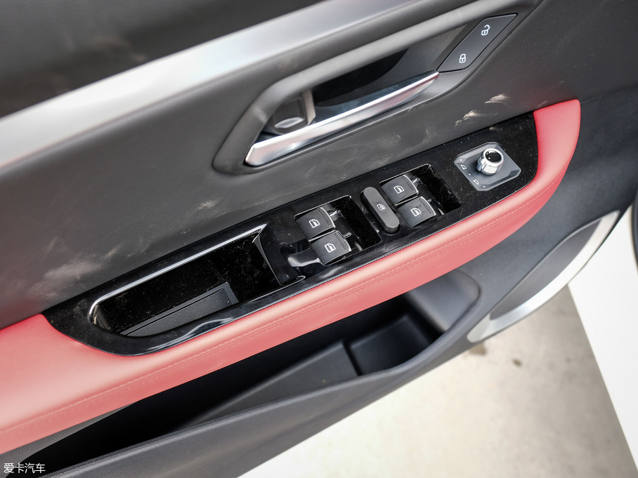 2018H2s {(ln)(bio) 1.5T քӾӢ