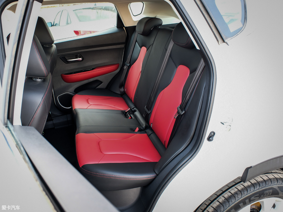 2018�����H2s �{�� 1.5T �քӾ�Ӣ��